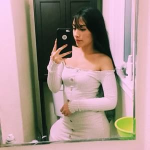 Meet your Posher, Yolanda